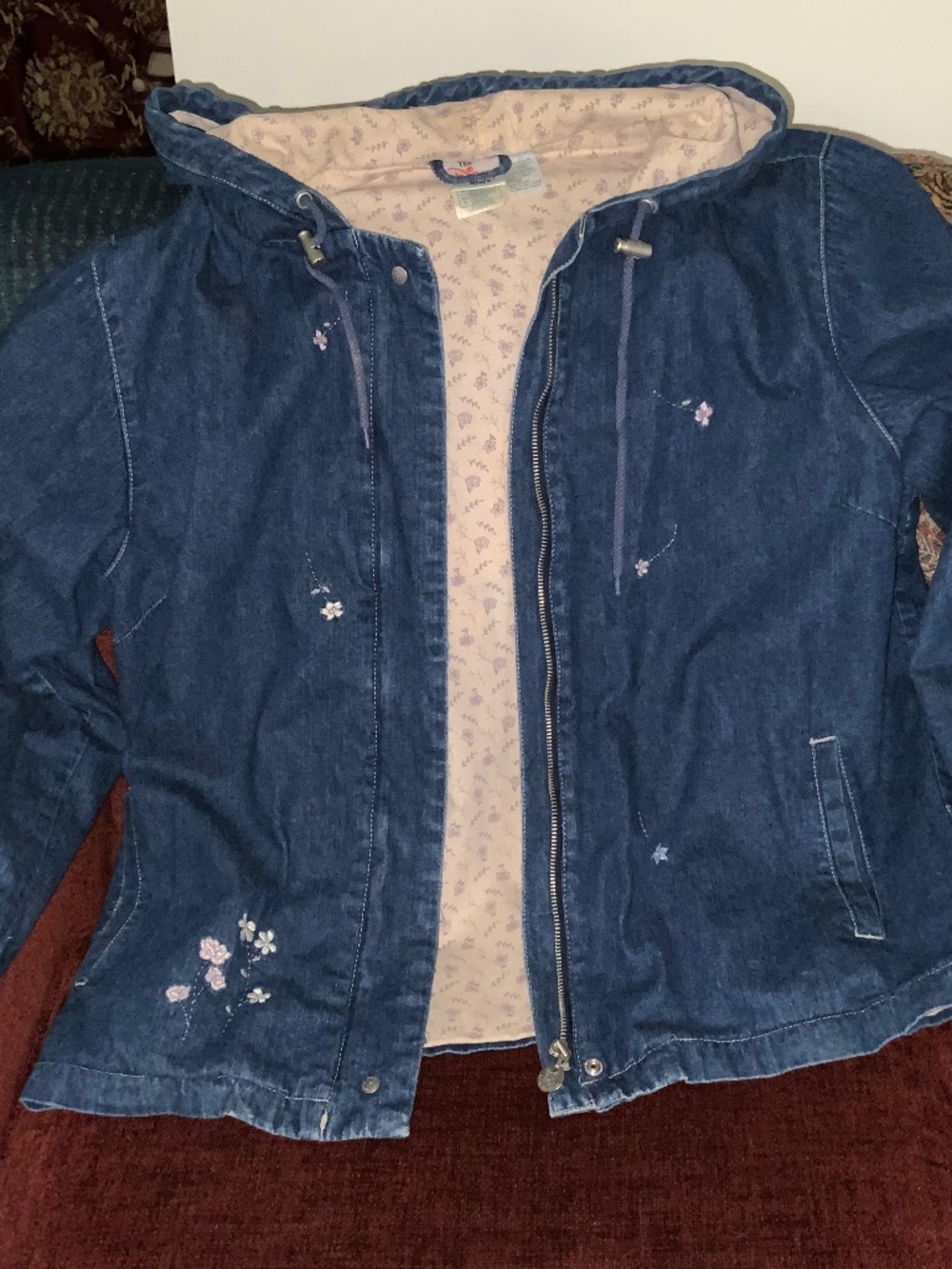 Vintage Disney Store - Woman’s Winnie The Pooh (Zip Up) Denim Hooded Jacket